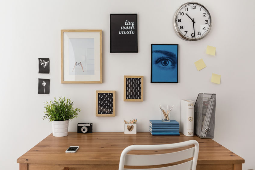 Décorez votre intérieur avec une grande horloge